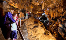 Pooles Cavern